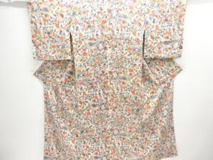 縮緬地　草花模様小紋着物